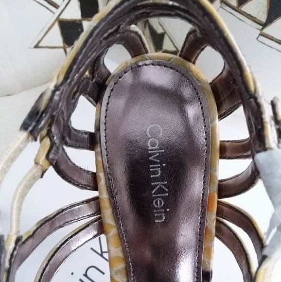 Calvin Klein 'Dylan' Caged Sandals - Picture 6 of 8